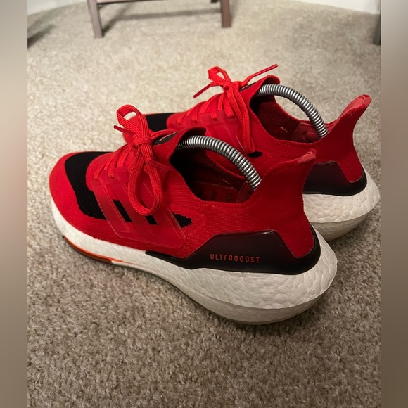 Adidas Men's Shoes Adidas Ultraboost 21- NWOT Size 9 Men’s - Picture 2 of 7